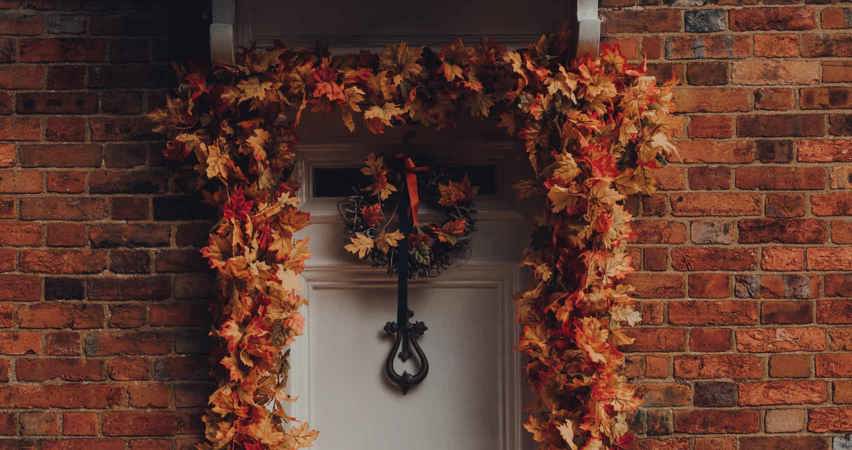 Halloween door decorations - garland of leaves