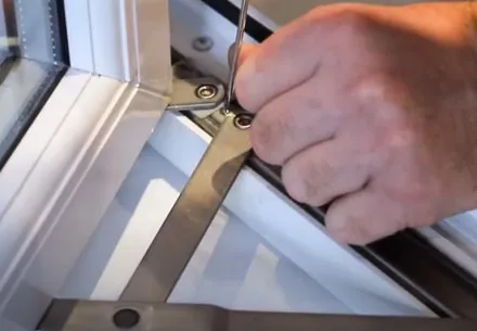 Hand adjusting Everest conservatory window hinges