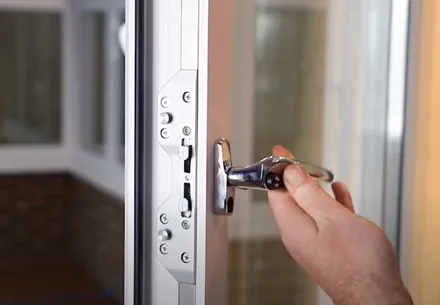 Everest conservatory door handle being turned
